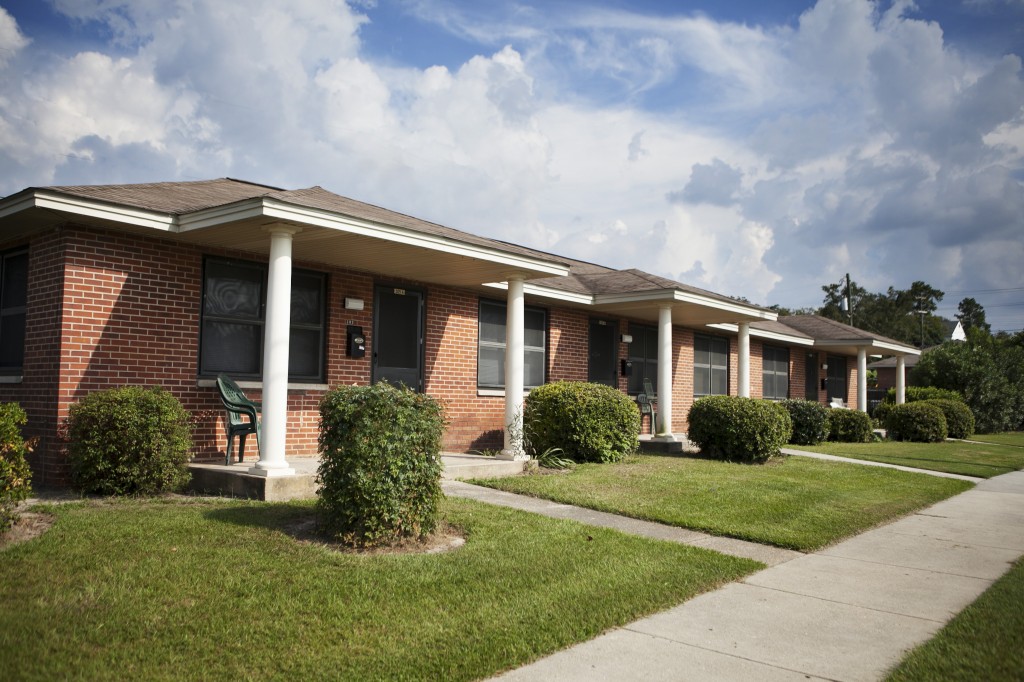 8 1 Story SE3 Moultrie Housing Authority