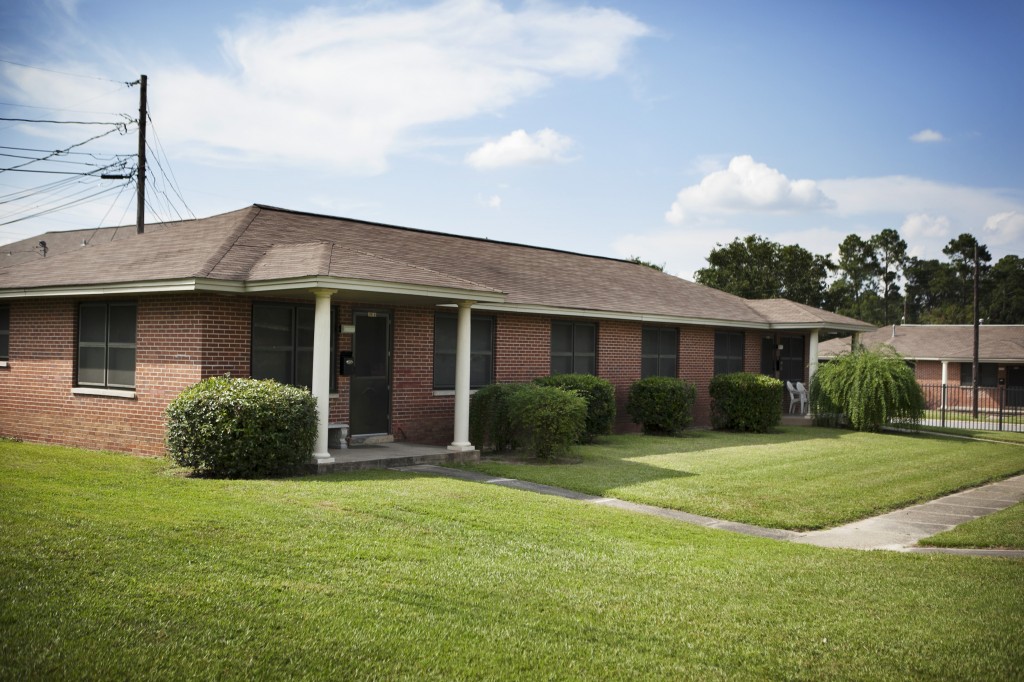 10 1 Story SE Moultrie Housing Authority